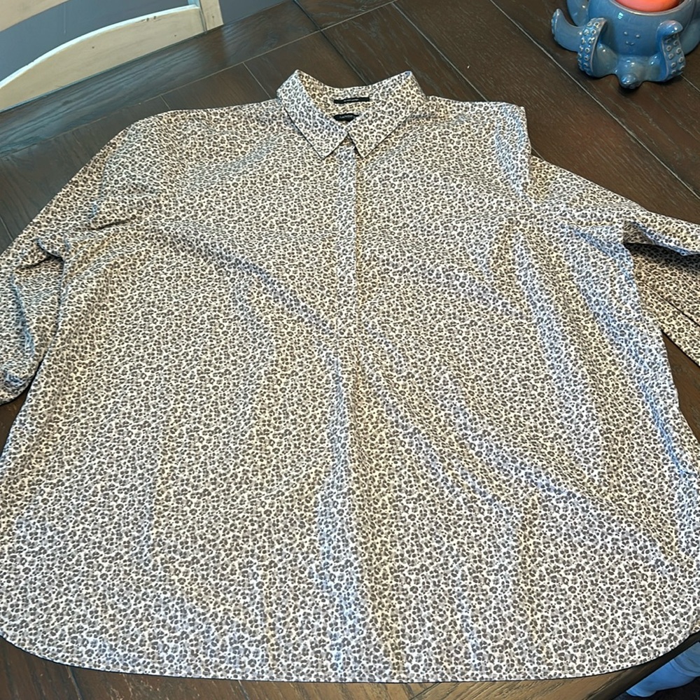 Lands End Button Up Tunic Blouse.  26W.  Gray leopard print.